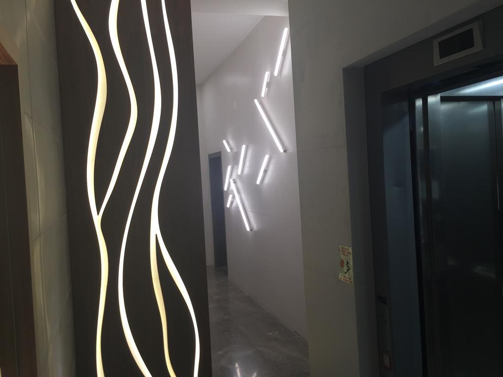 Sunny Luxury Apartments 特拉维夫 外观 照片